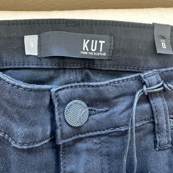 Kut from the Kloth black Denim Pants
Size 0
Brand Kut
Color Black - Picture 3 of 10